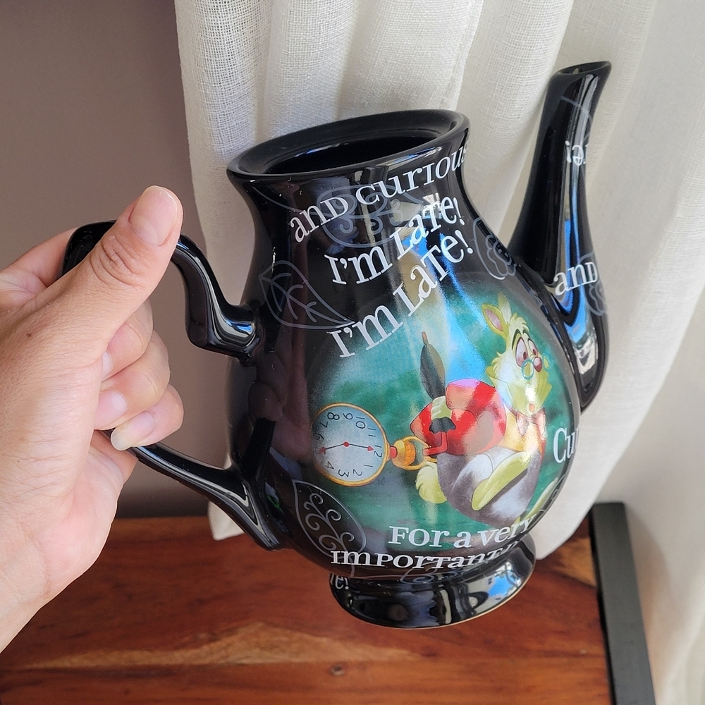 Disney Parks Alice in Wonderland Black Teapot "No Lid" Matching Teacups - Picture 9 of 14